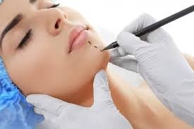 When to See a Plastic Surgeon